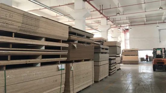 無料の 3D デザイン、家全体の家具のカスタマイズ、モダンなモジュラー森のワードローブ、バスルーム、キッチン キャビネット